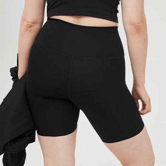 AERIE Goals Hi-Rise Bike Short - Picture 2 of 10